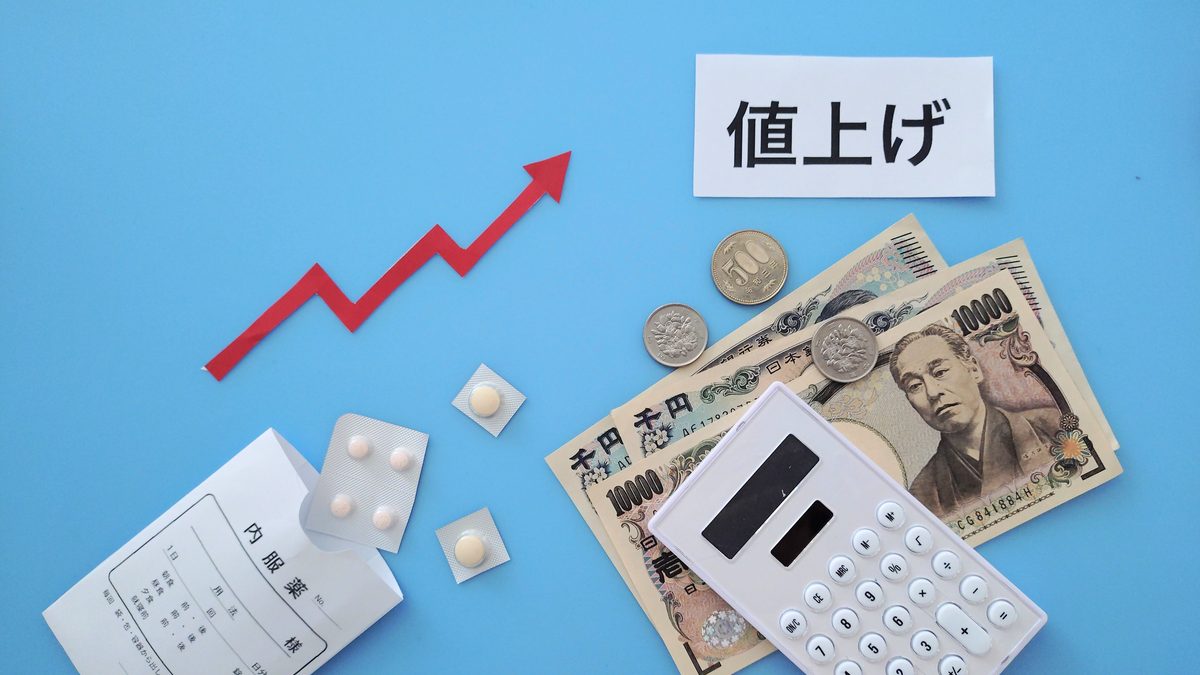 サンゲツ18〜30%、東リ20〜30% ― 内装材の価格改定で見積りはどう変わるか